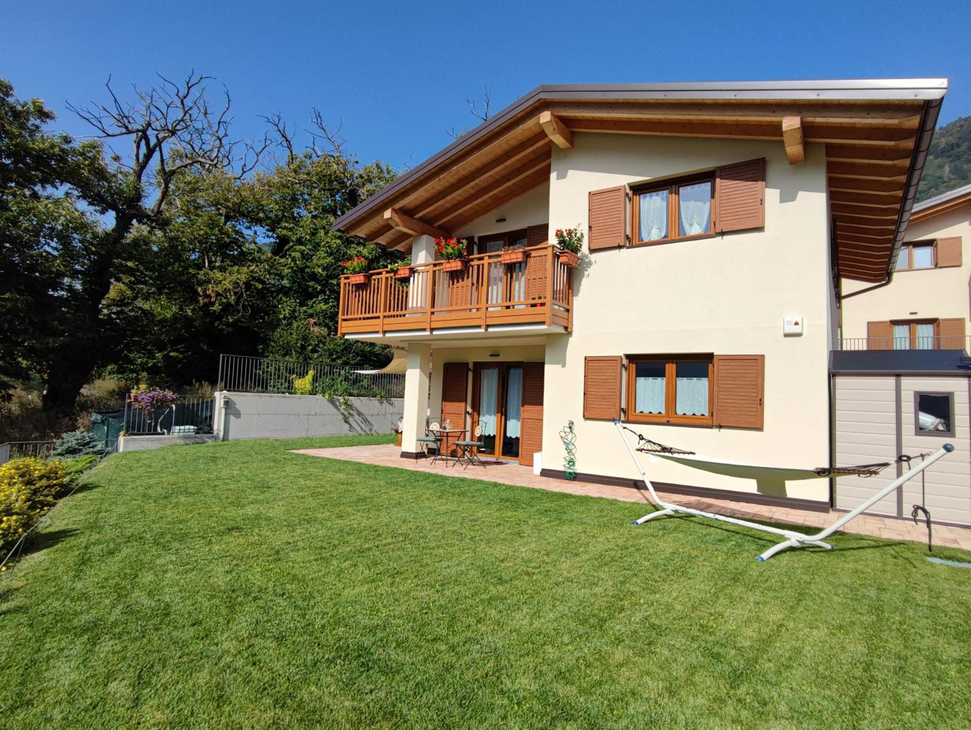 Il Riccio Del Castagno Apartment Novaledo Exterior photo